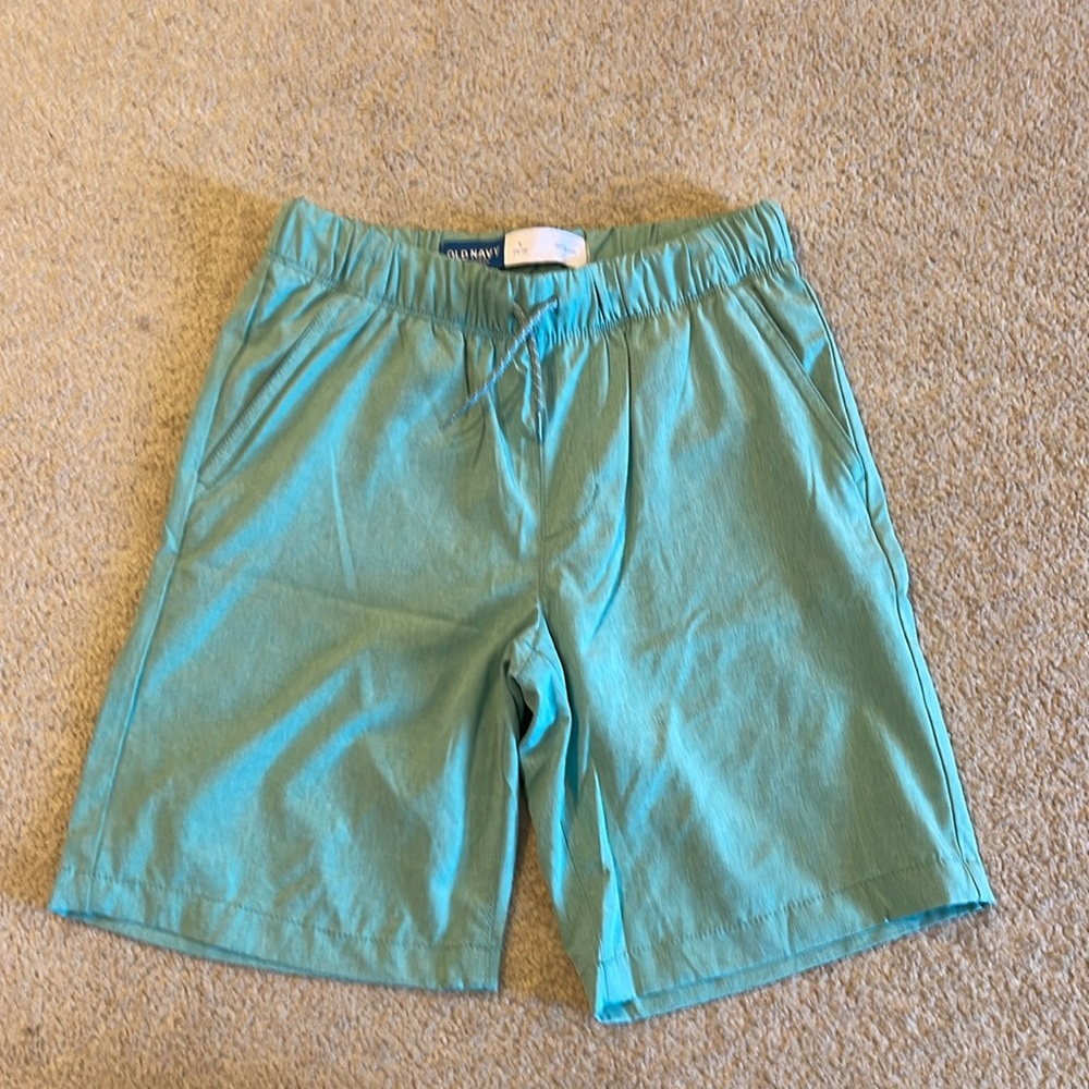 Old navy boys stretch shorts.